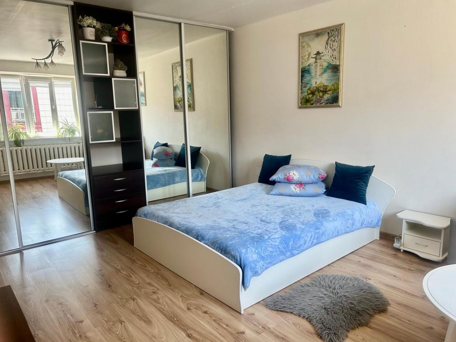 Cozy Apartment In The City Center Siauliai  Ngoại thất bức ảnh
