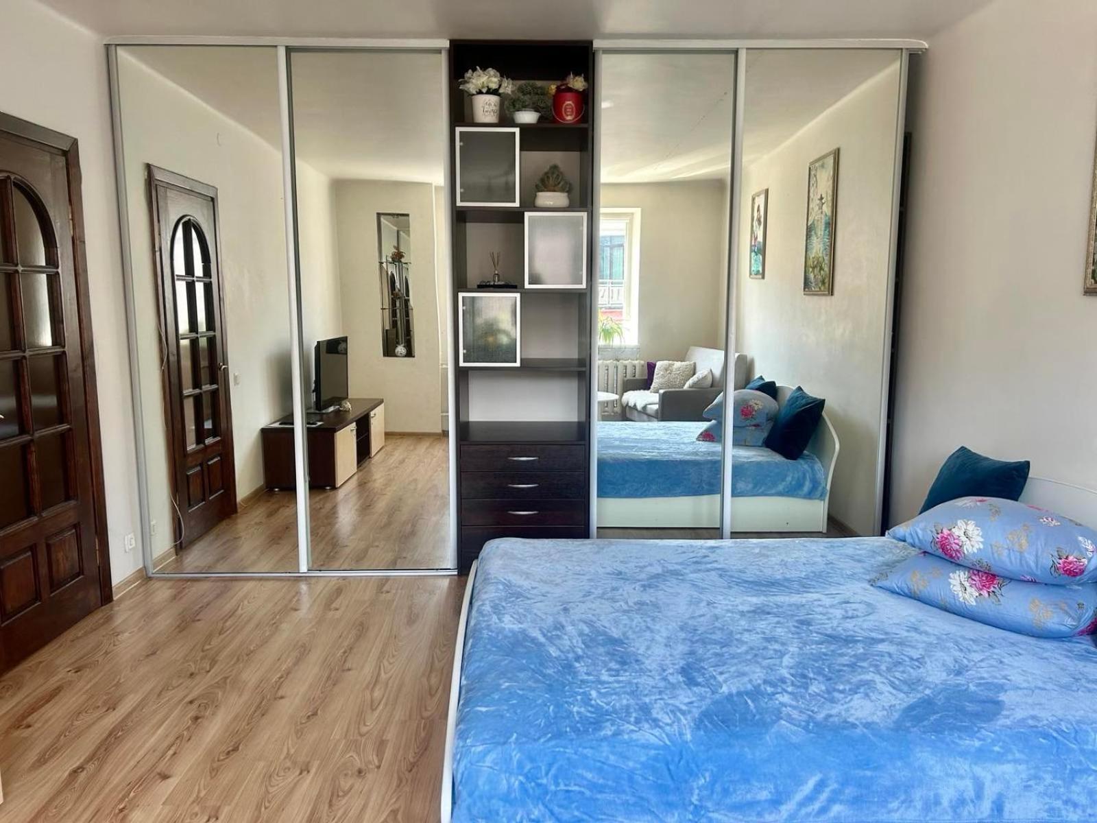 Cozy Apartment In The City Center Siauliai  Ngoại thất bức ảnh