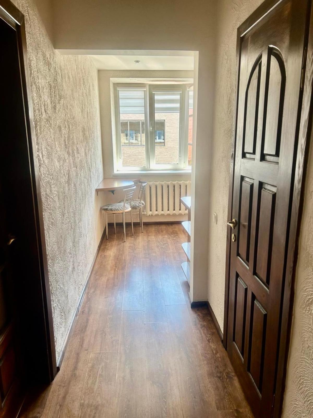 Cozy Apartment In The City Center Siauliai  Ngoại thất bức ảnh