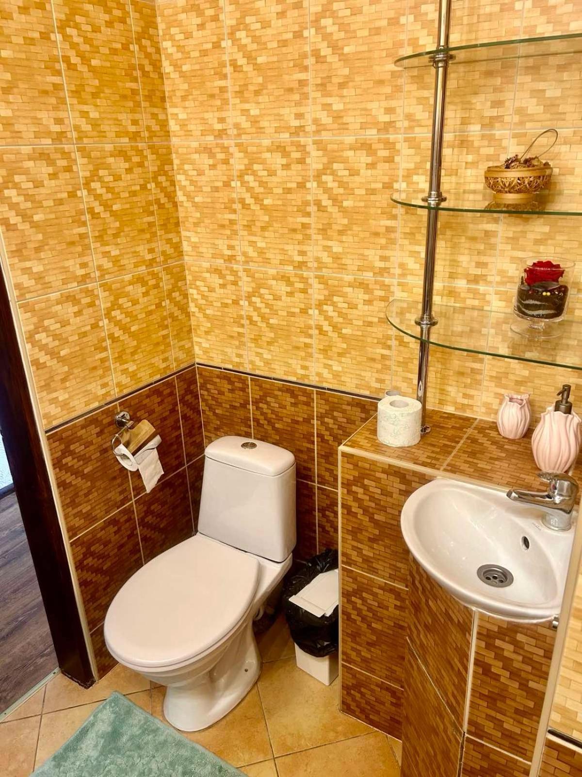 Cozy Apartment In The City Center Siauliai  Ngoại thất bức ảnh