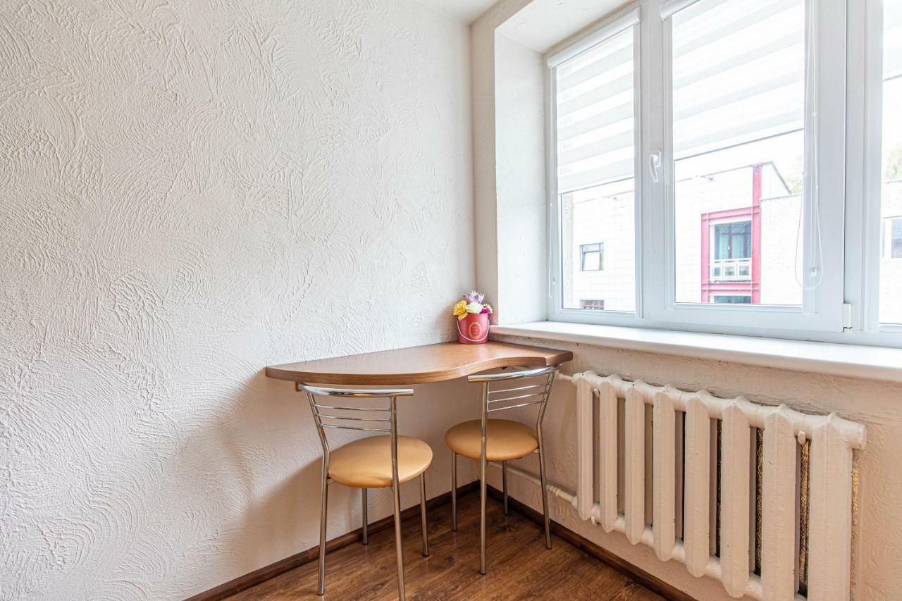 Cozy Apartment In The City Center Siauliai  Ngoại thất bức ảnh